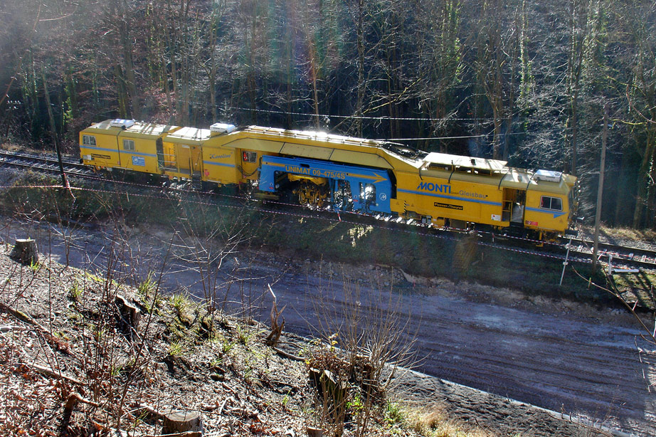 http://www.eisenbahnwelten.de/ds_online/stopfexpress_truo_25nov09e.jpg