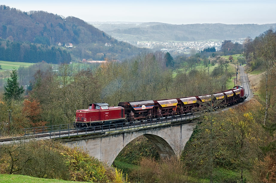 http://www.eisenbahnwelten.de/ds_online/v100-1041_schotter1_truo_22nov09a.jpg