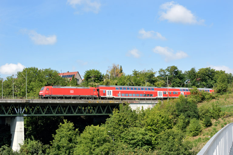 146 211 mit S-Bahnersatzzug bei km 14,6 (August 2021)
