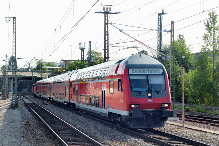 S-Bahnersatzzug bei km 15,4 (August 2021)