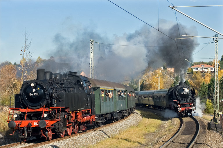 64 419 und 01 1066 in Rottweil (Oktober 2010)