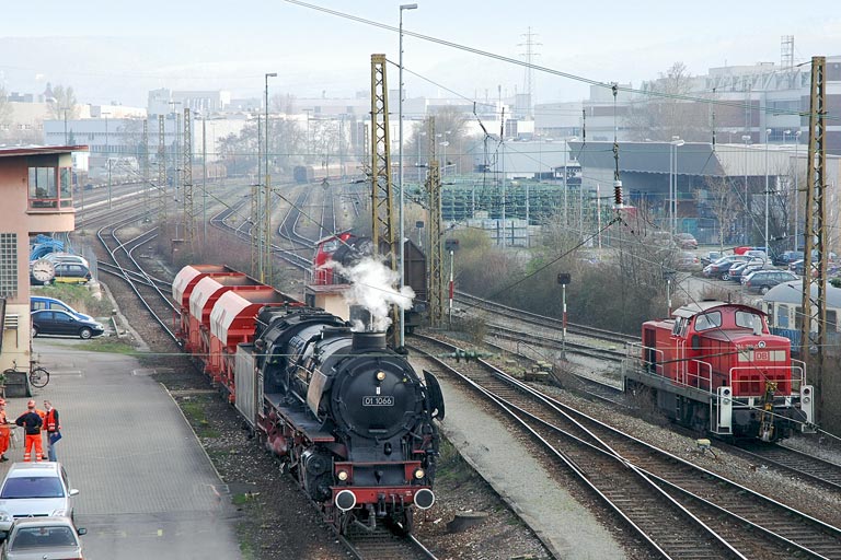 01 1066 in Stuttgart-Hafen (M&auml;rz 2007)