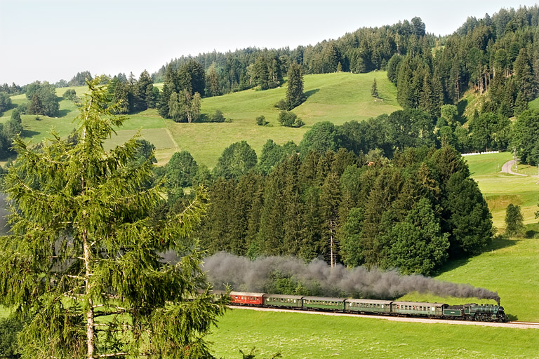 18 478 mit DPE 20949 bei Unterthalhofen (Juni 2012)