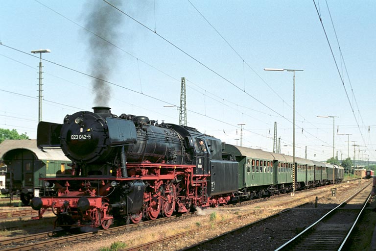 23 042 in Lauda (Mai 2005)