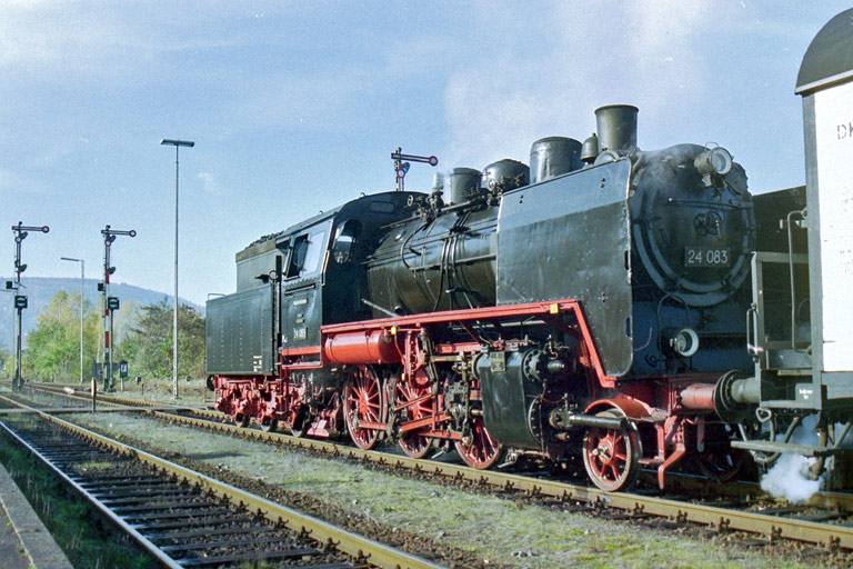 24 083 in Miltenberg (November 2001)
