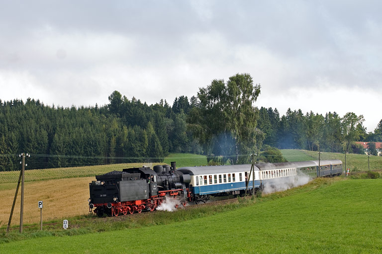 38 1301 bei Schongau (September 2010)
