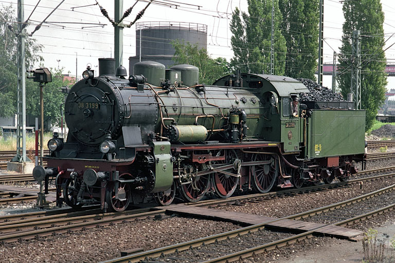 38 3199 in N&uuml;rnberg (Juni 2002)