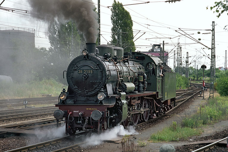 38 3199 in N&uuml;rnberg (Juni 2002)