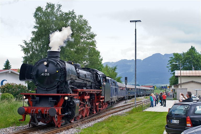41 018 in Oy-Mittelberg (Juni 2011)