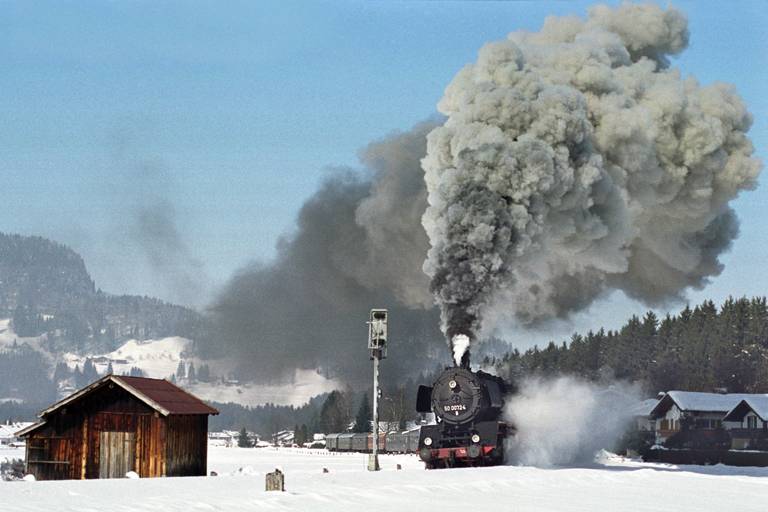 50 0072 bei Oberstdorf (Februar 2003)