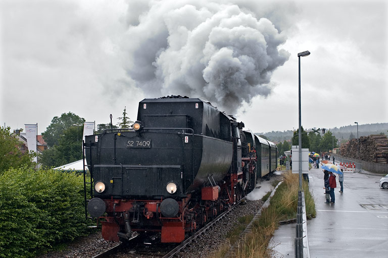 52 7409 in Dettenhausen (Juli 2011)