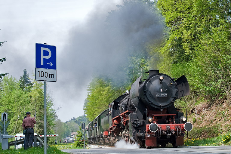 52 7409 bei Laufenm&uuml;hle (April 2011)