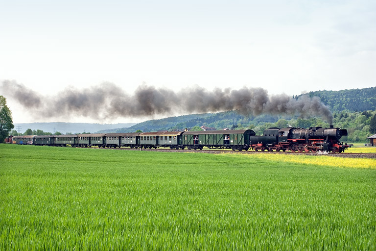 52 7409 bei Michelau (April 2011)