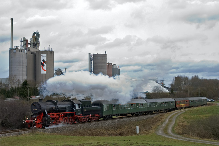 52 7596 bei Dotternhausen (Januar 2011)
