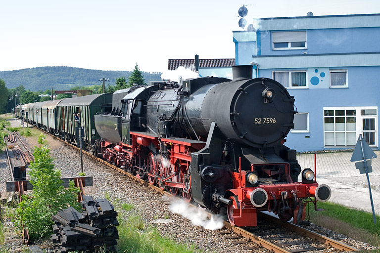 52 7596 in Haubersbronn (Juni 2011)