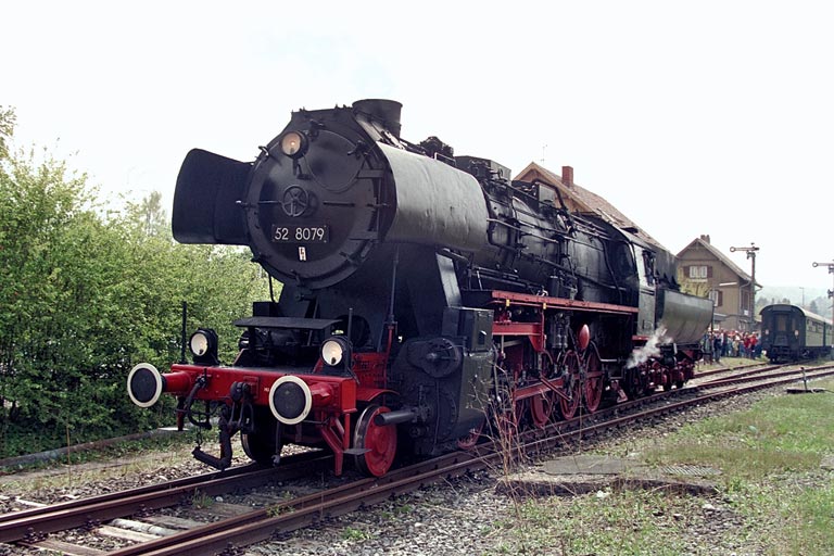 52 8079 in M&uuml;nsingen (April 2000)