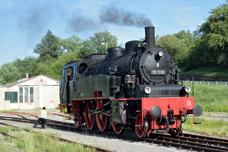 75 1118 in Weissach (Juni 2017)