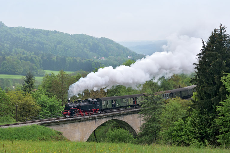 97 501 bei Klaffenbach (Mai 2014)