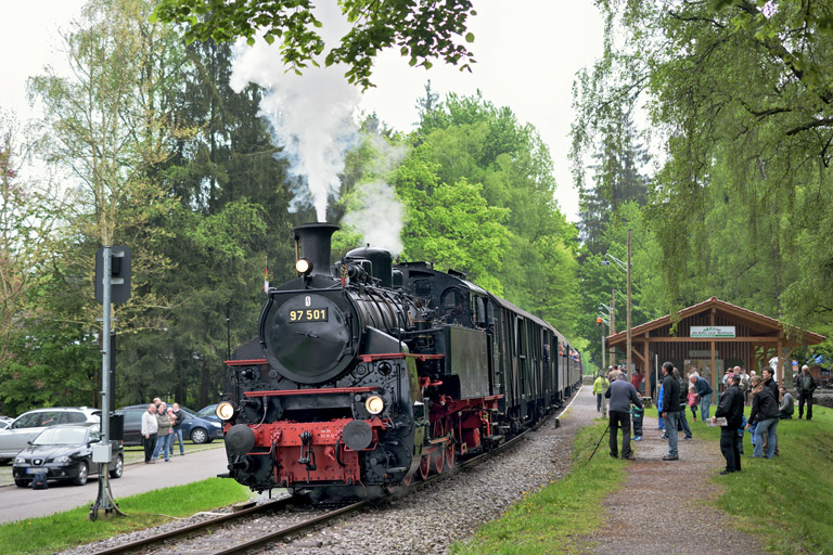 97 501 in Welzheim (Mai 2014)