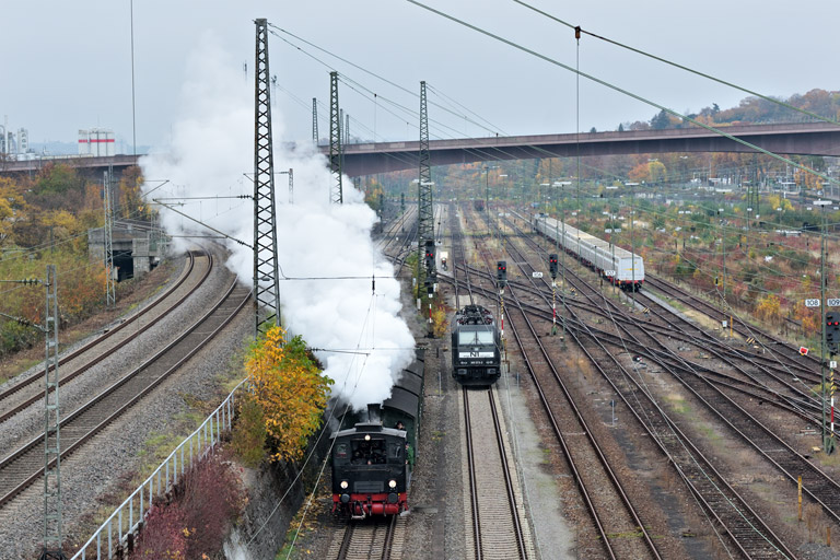T3 930 in Stuttgart-Untert&uuml;rkheim (November 2015)