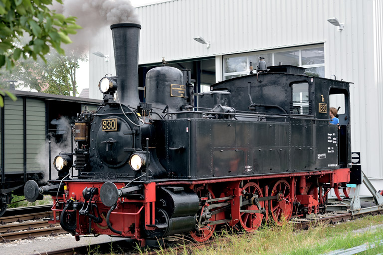T3 930 bei Dettenhausen (Juli 2014)