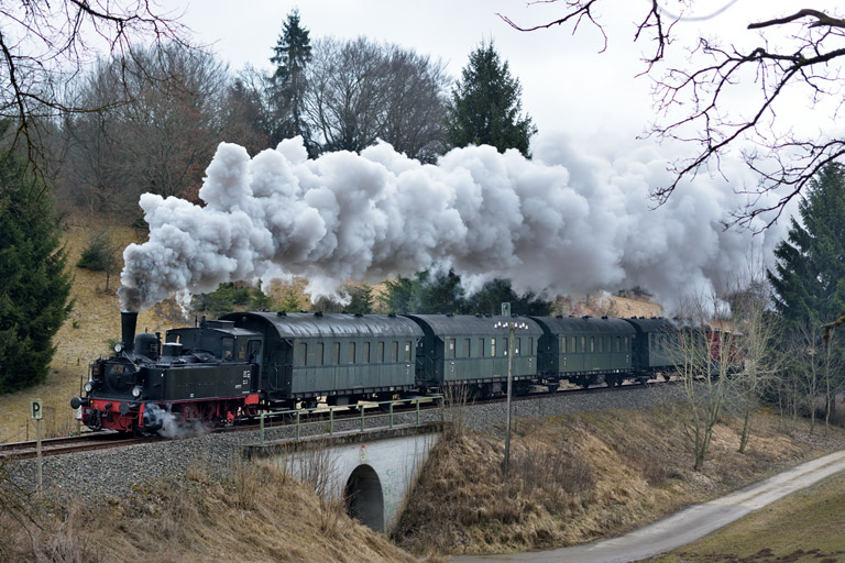 T3 930 bei M&uuml;nsingen (M&auml;rz 2014)