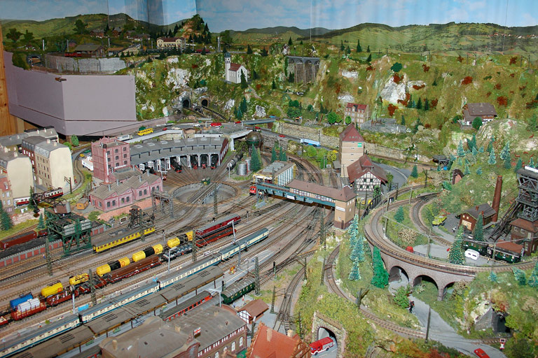 Spur N-Modellbahnanlage