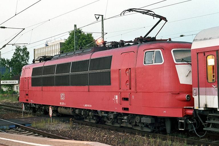 103 237 bei km 25,8 (Juni 2002)