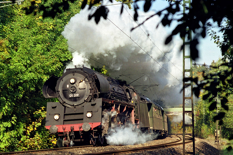 01 519 bei km 11,8 (Oktober 2003)