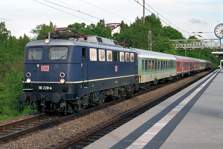 110 228 bei km 14,2 (Sommer 2002)
