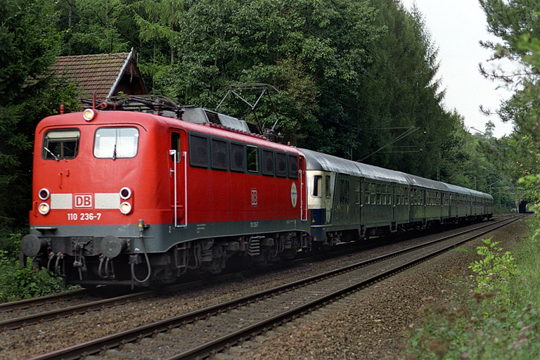 110 236 bei km 18,2 (September 2002)
