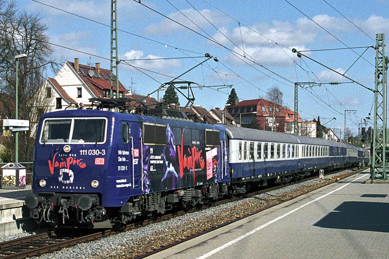 111 030 bei km 15,8 (M&auml;rz 2002)