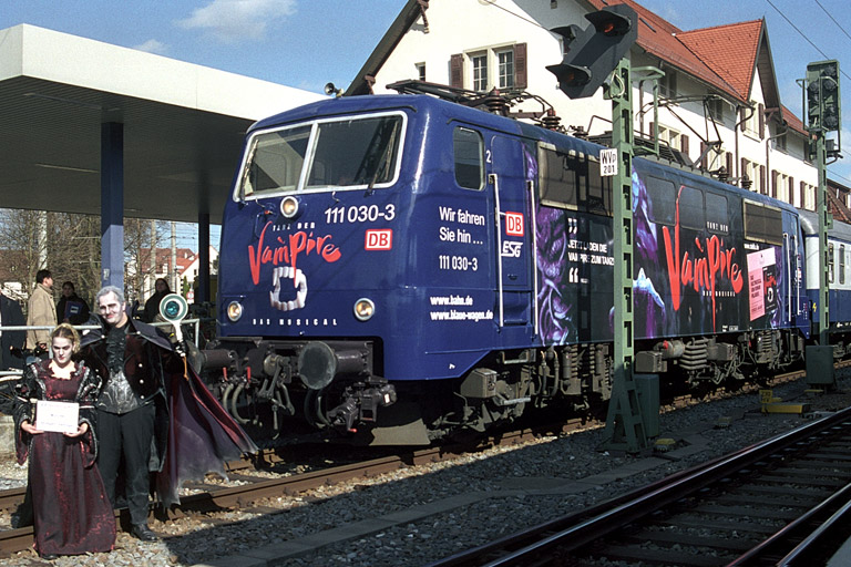 111 030 bei km 15,8 (M&auml;rz 2002)