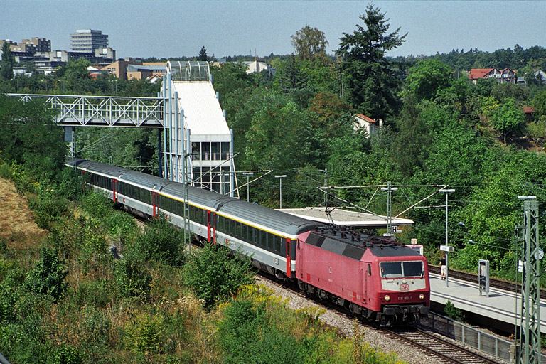 120 160 mit IC 381 bei km 14,2 (August 2003)