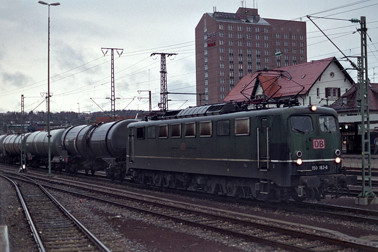 150 162 bei km 15,6 (Februar 2002)