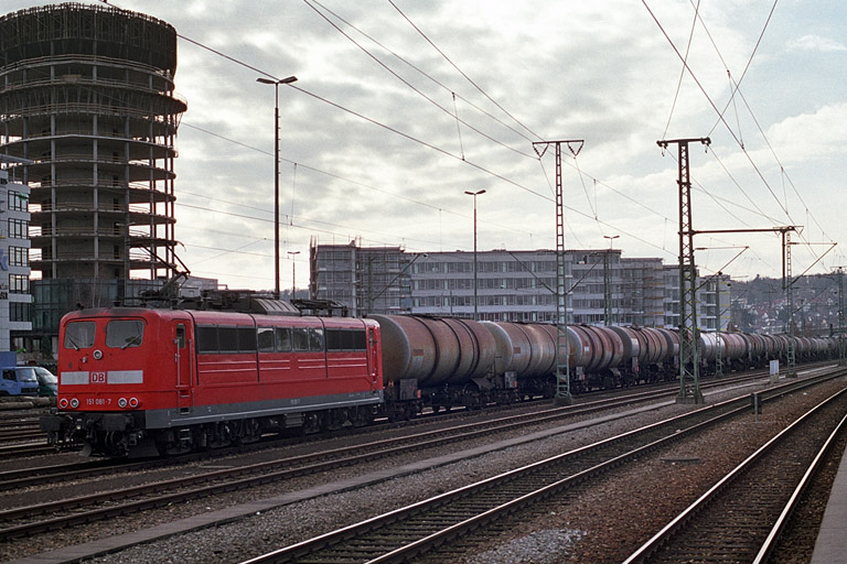 151 081 bei km 15,6 (November 2002)