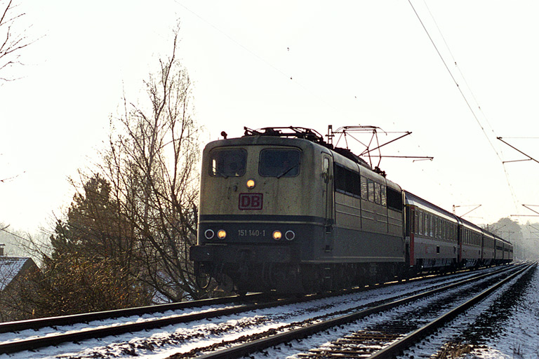 151 140 bei km 12,6 (Januar 2002)