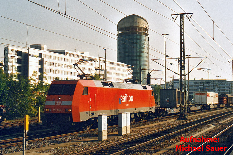 152 088 bei km 15,6 (Mai 2003)