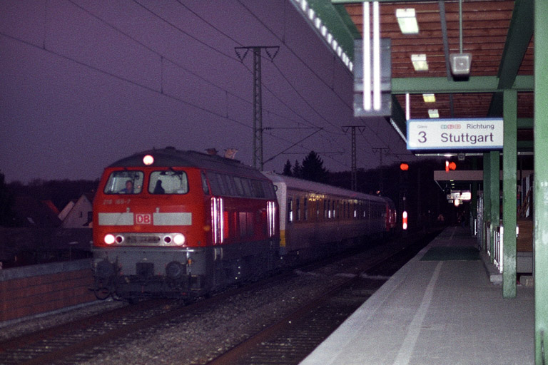 218 166 bei km 16,8 (M&auml;rz 2003)
