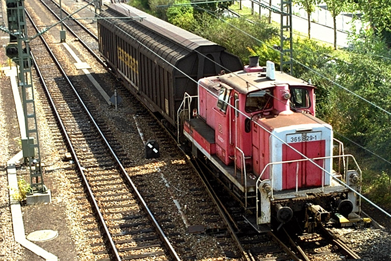 365 829 bei km 15,8 (1999)