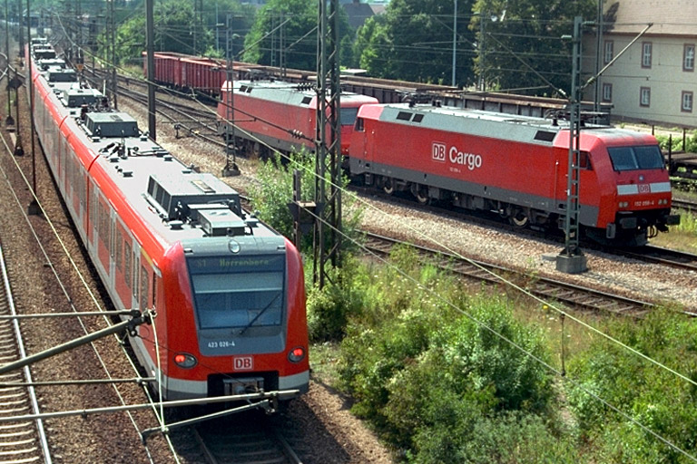 423 026 als S1 in B&ouml;blingen (Juli 2000)