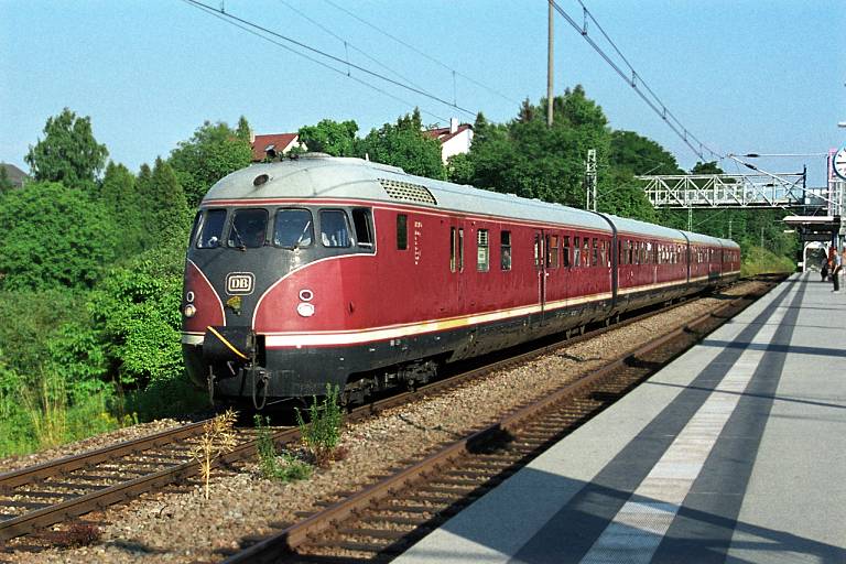 612 507/506 bei km 14,0 (Juni 2001)