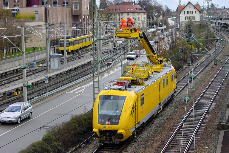 711 121 bei km 15,8 (April 2004)