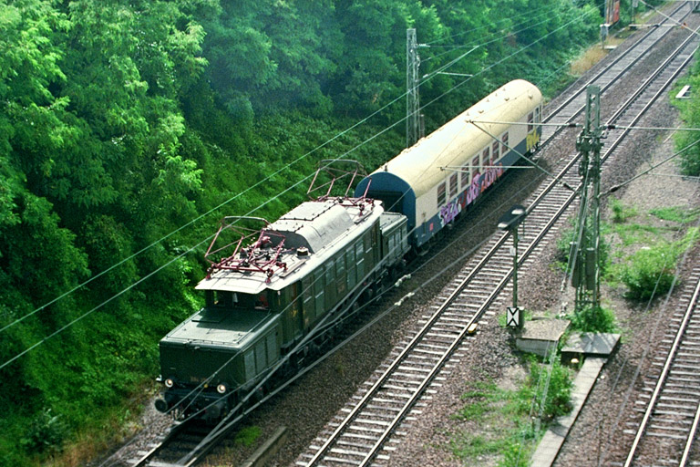 E94 279 bei km 14,0 (Juli 2000)
