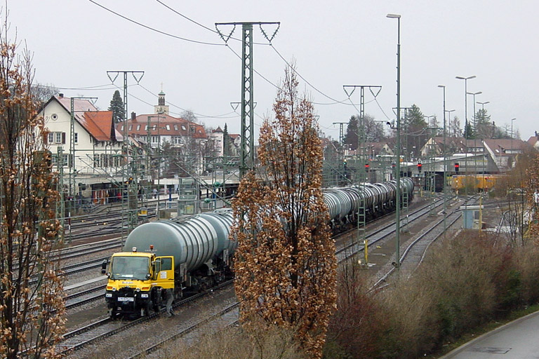 Zweiwegefahrzeug bei km 15,8 (Januar 2004)