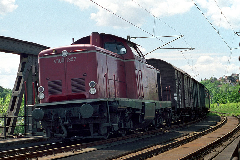 V100 1357 bei km 2,8 (Juni 2000)