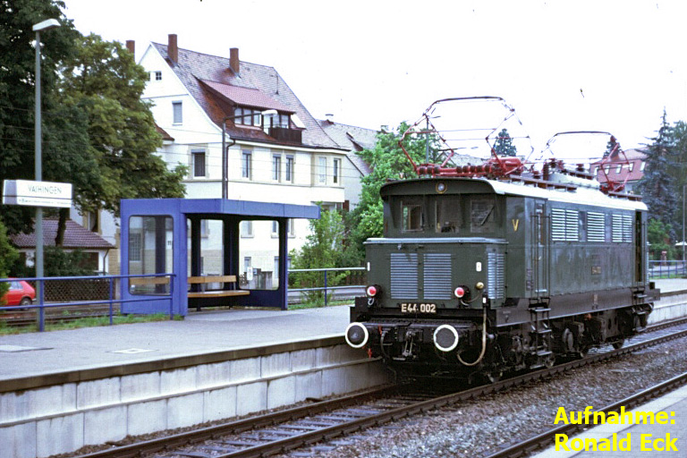 E44 002 bei km 15,6 (Juli 1992)