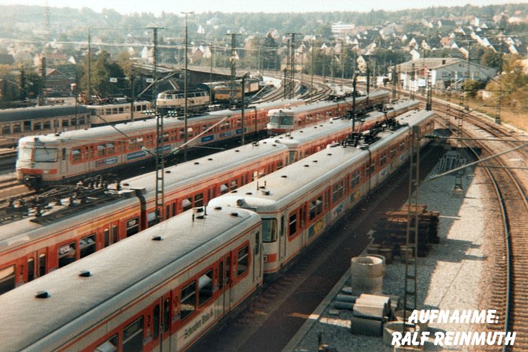 Baureihe 215 u.a. bei km 16,0 (September 1985)