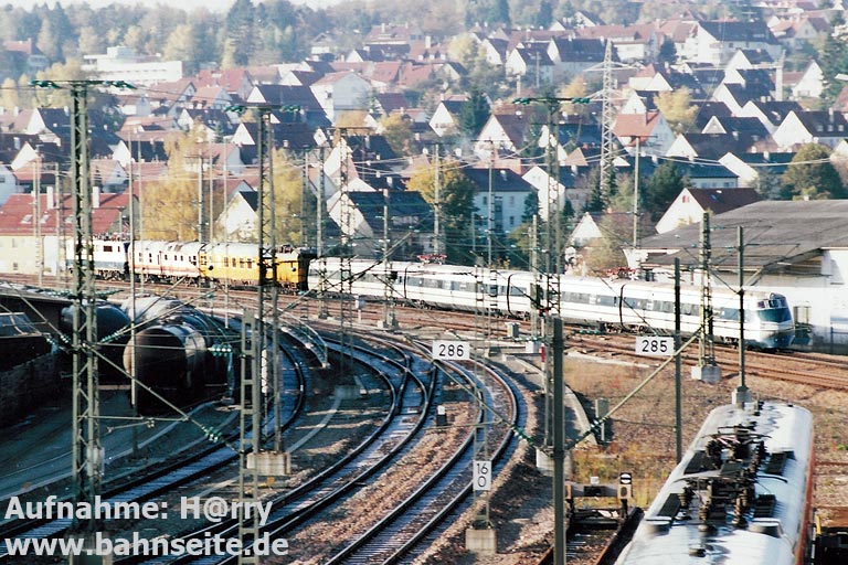 111 050 mit ETR 401 "Pendolino"-Erprobungszug (Oktober 1988)