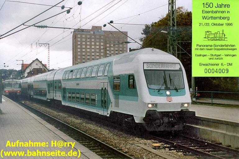 Doppelstockwagen-Wendezug mit 143 272 bei km 15,6 (Oktober 1995)